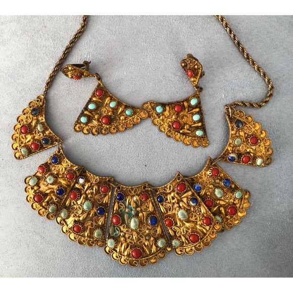 Rare Egyptian Necklace & Earring Set - Picture 5 of 10